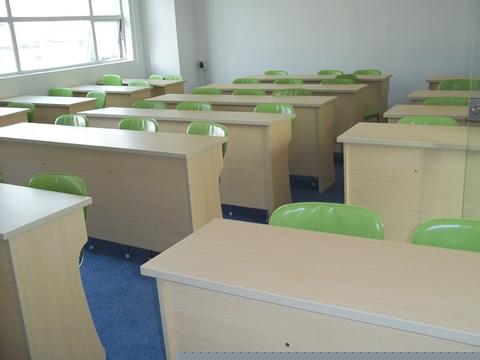 恒企会计学校教室